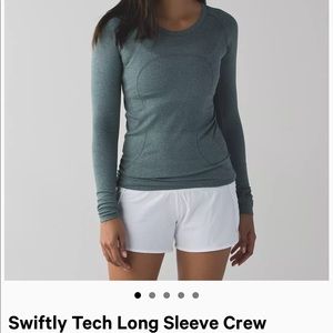 Lulu Lemon// Swiftly Tech Long Sleeve Crew